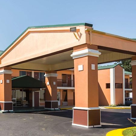 Econo Lodge Decatur Bagian luar foto